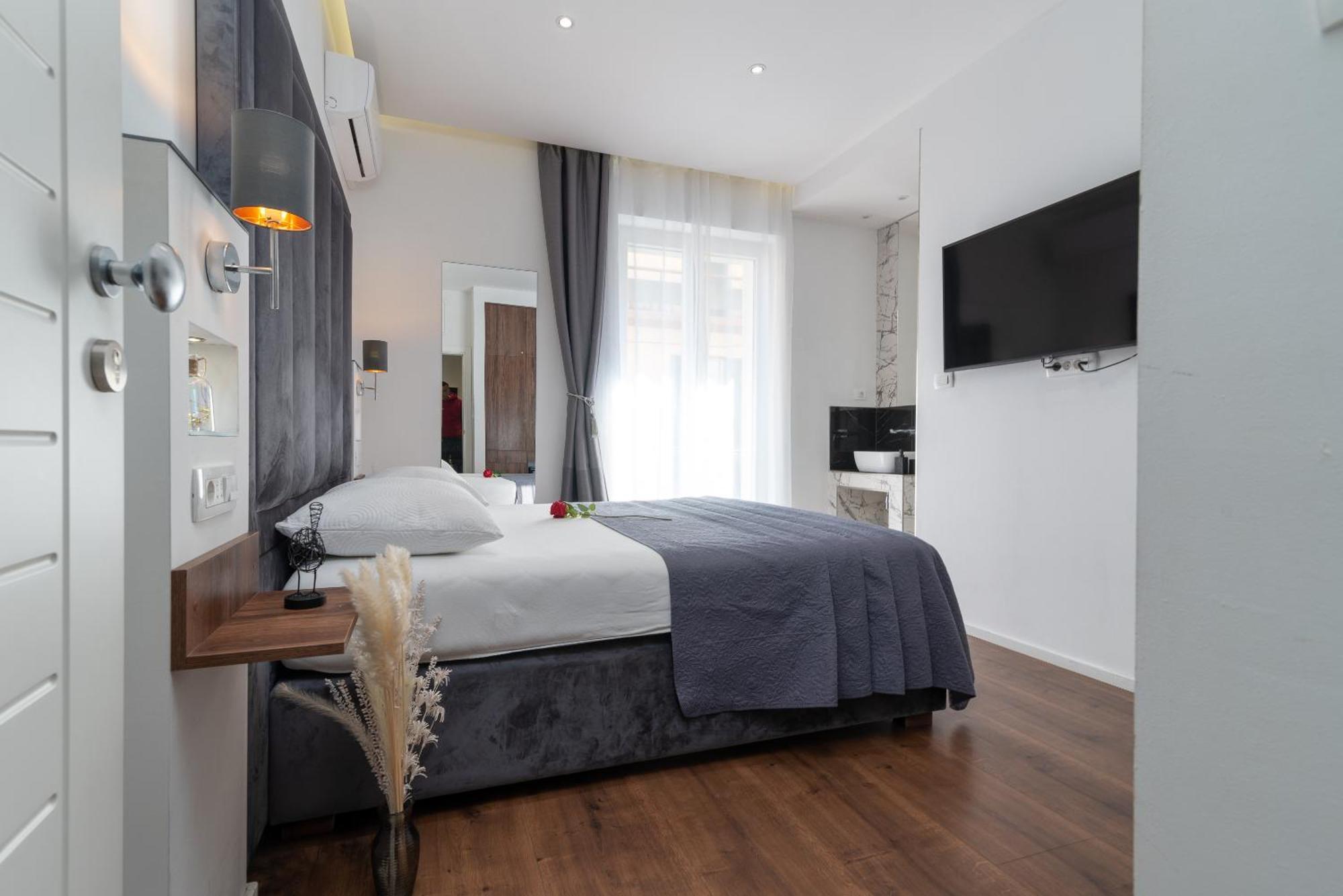 Antares Luxury Rooms 2 斯普利特 外观 照片