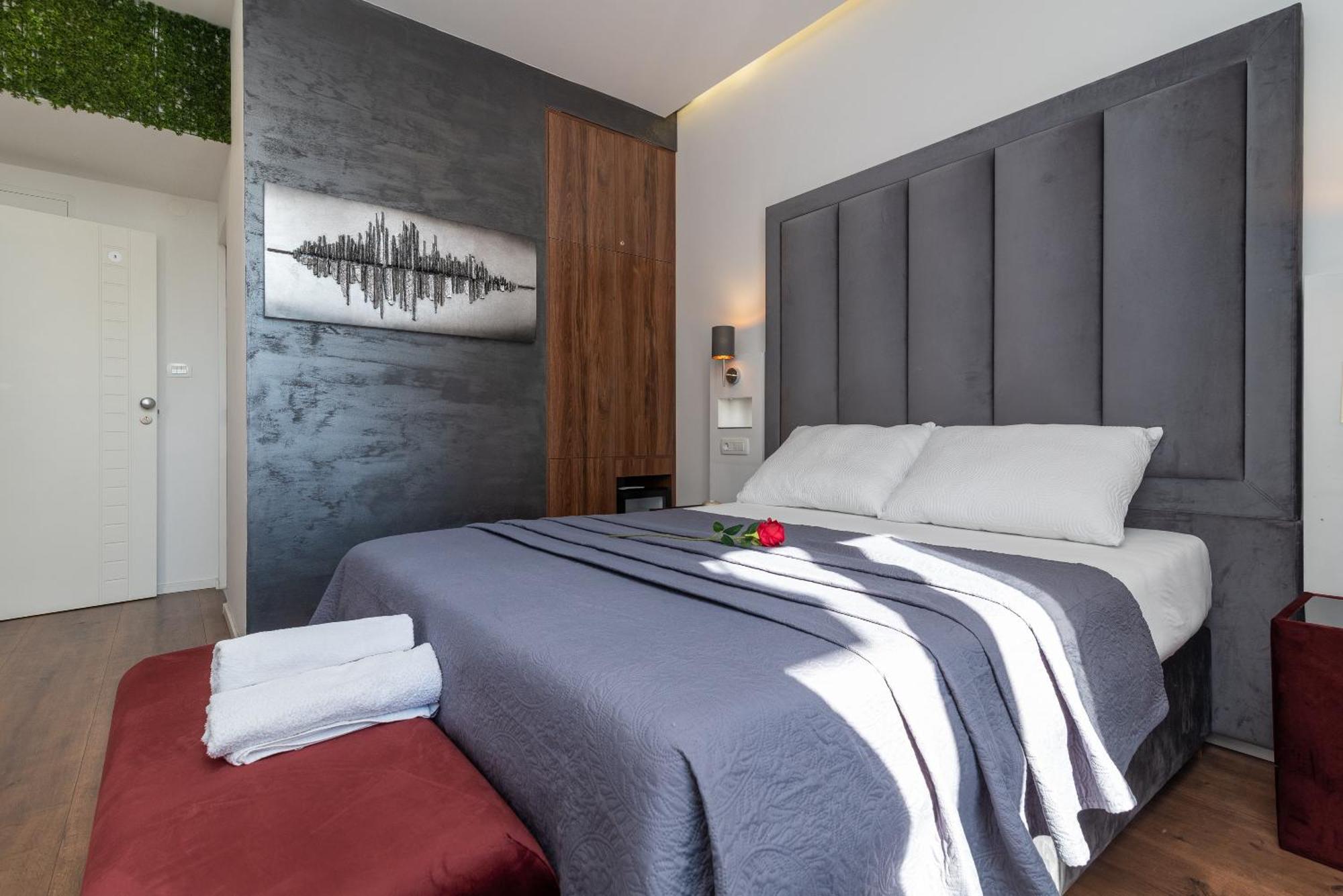 Antares Luxury Rooms 2 斯普利特 外观 照片